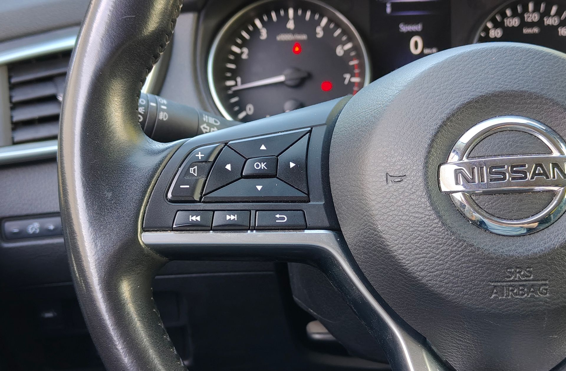 Nissan Qashqai DIG-T 163 N-Connecta 4x2 - foto 23