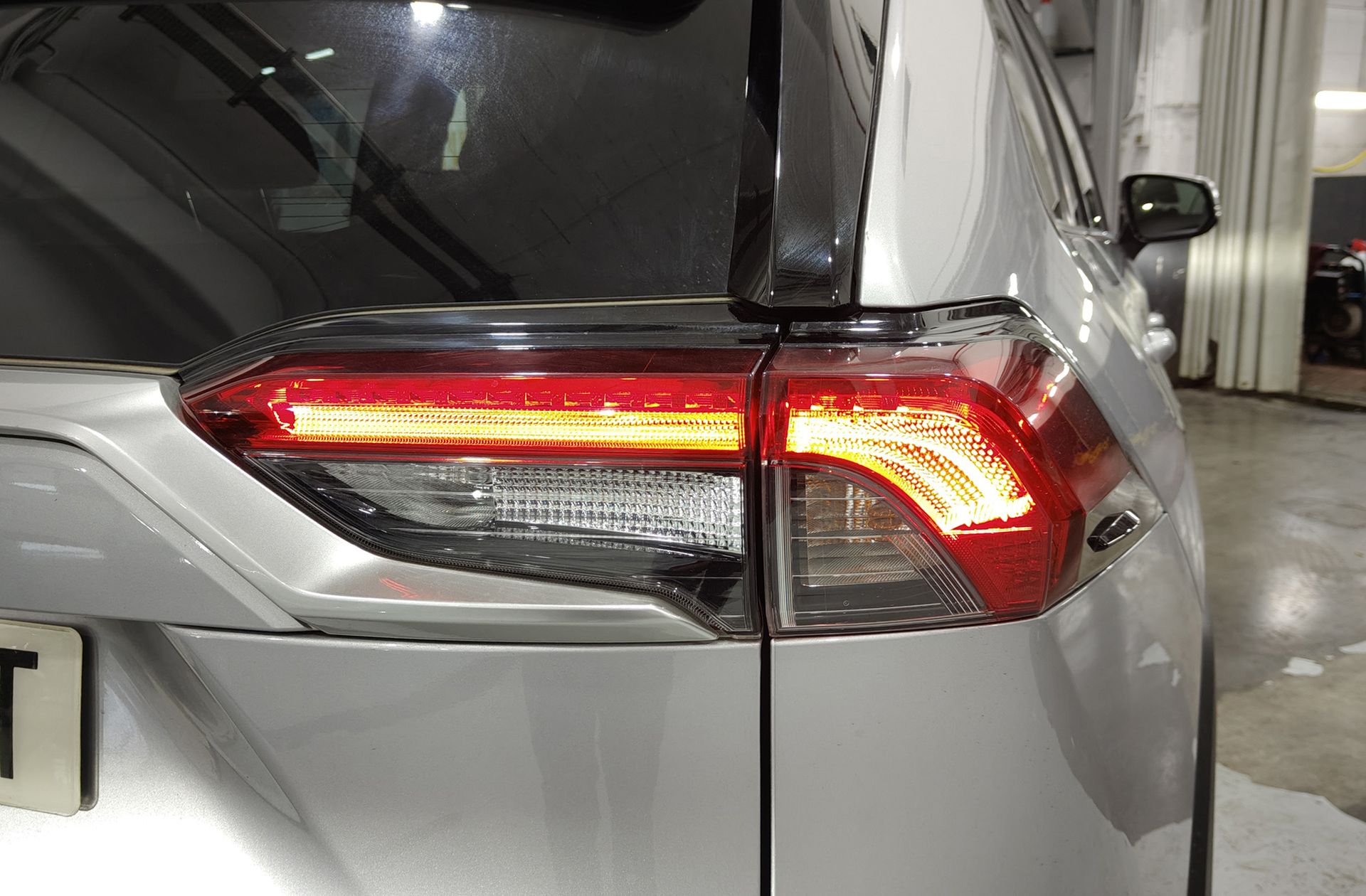 Toyota RAV4 2.5l hybrid Advance - foto 15