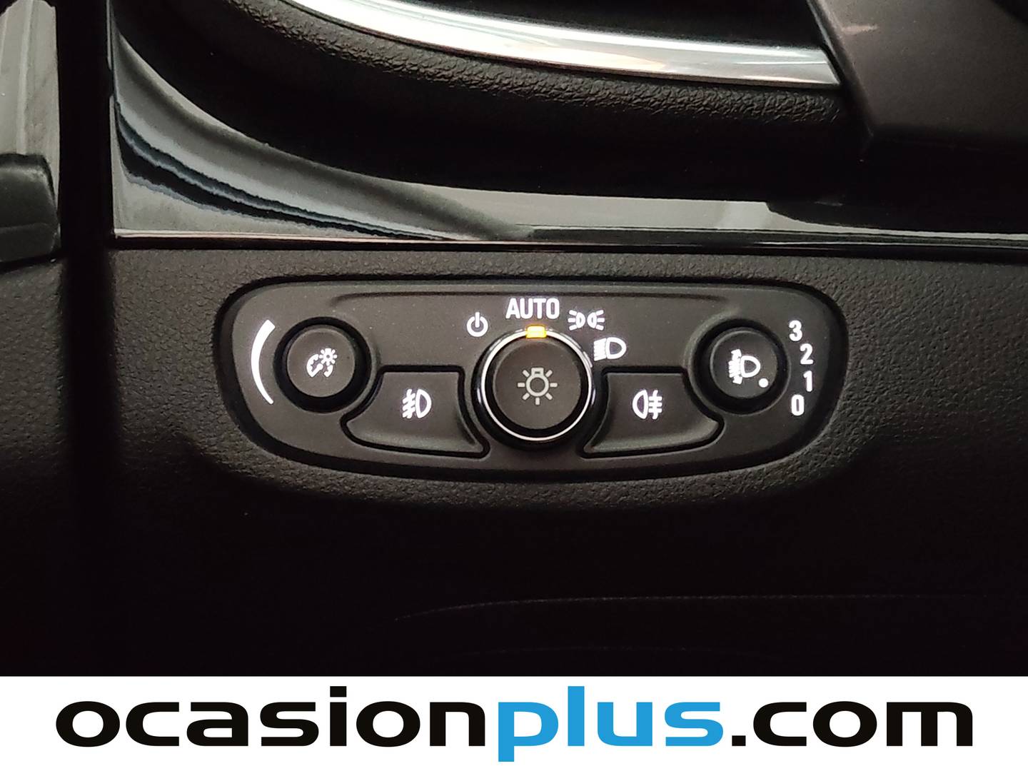 Extras y acabados del Opel Mokka X Opel Mokka X 1.4 Turbo GLP Selective 4X2 (140 CV)