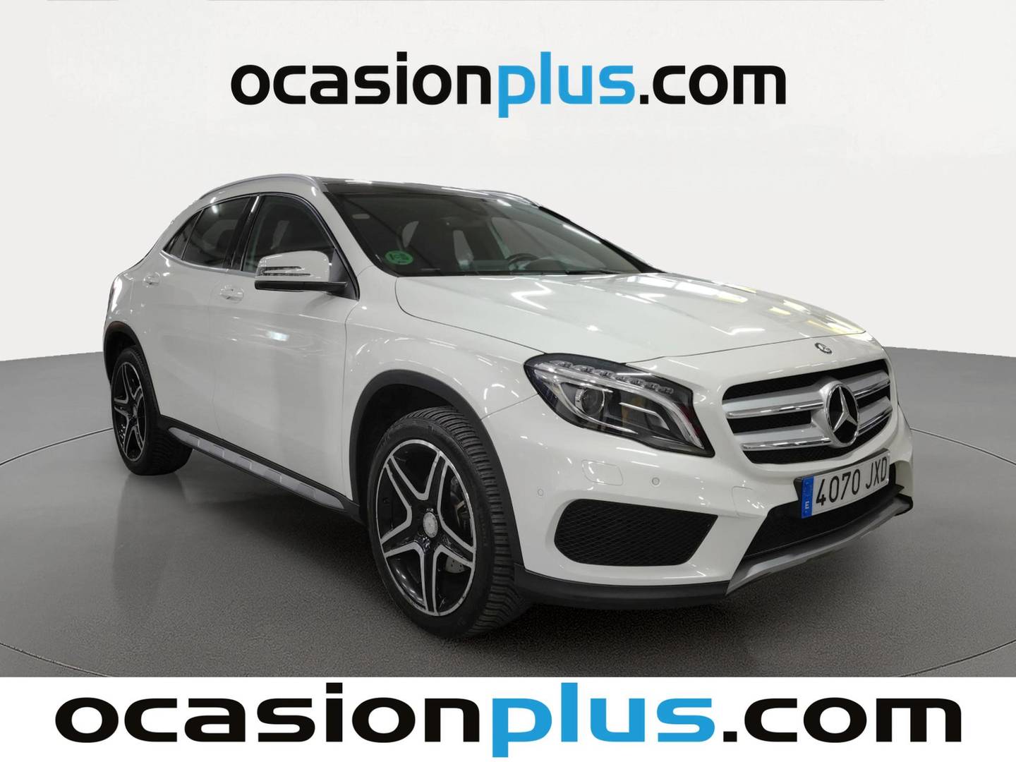 Foto delantera Mercedes GLA Mercedes GLA 220 d AMG Line (177 CV) derecha