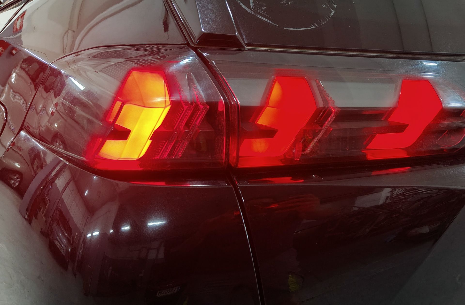Peugeot 2008 PureTech 130 GT - foto 17