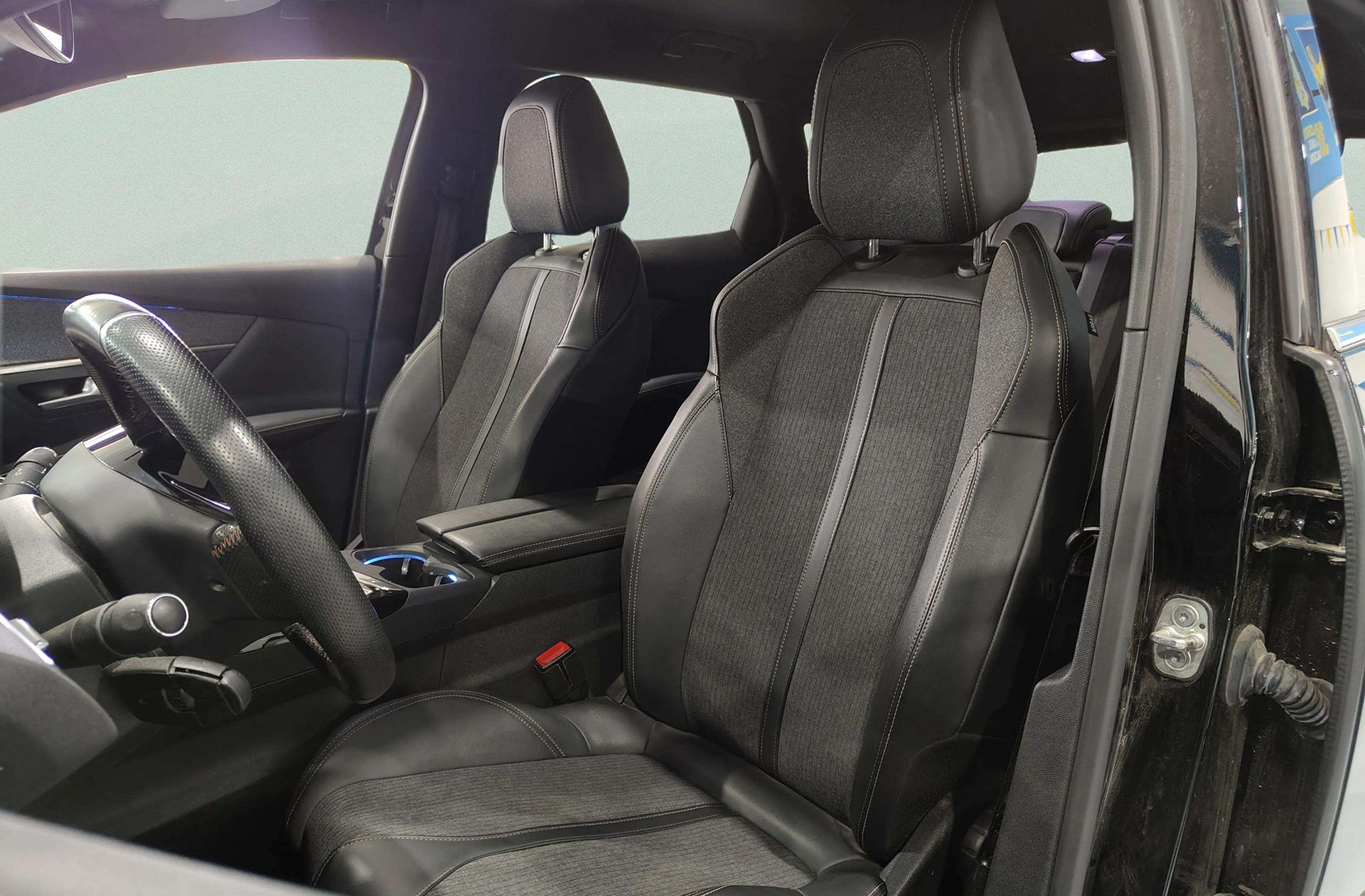 Peugeot 3008 PureTech 130 GT Line - foto 13
