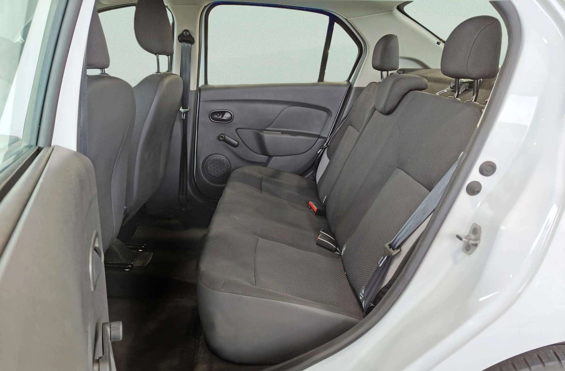 Dacia Logan 1.2 Ambiance - foto 9