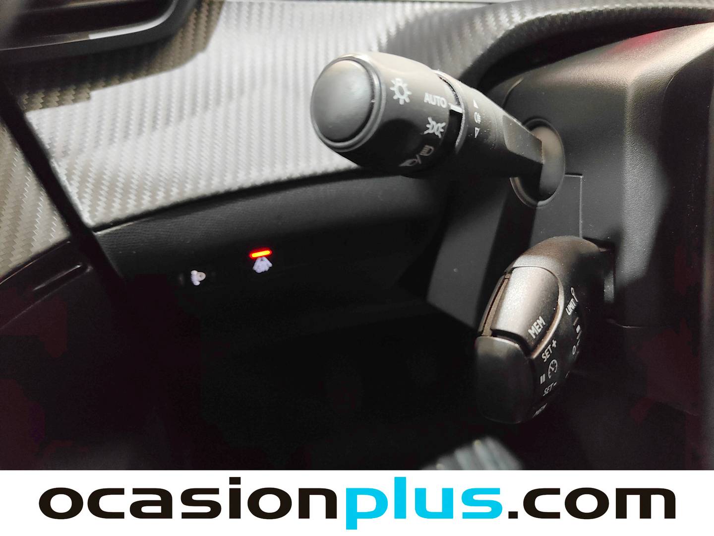 Foto Peugeot 2008 Peugeot 2008 PureTech 100 S&S Allure  (100 CV)