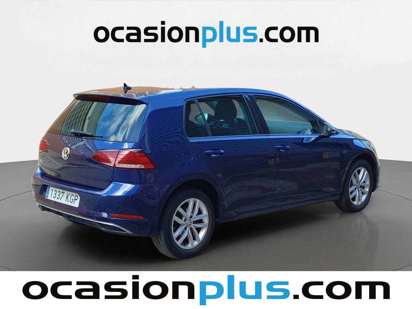 Foto trasera Volkswagen Golf Volkswagen Golf Advance 1.4 TSI (125 CV) derecha