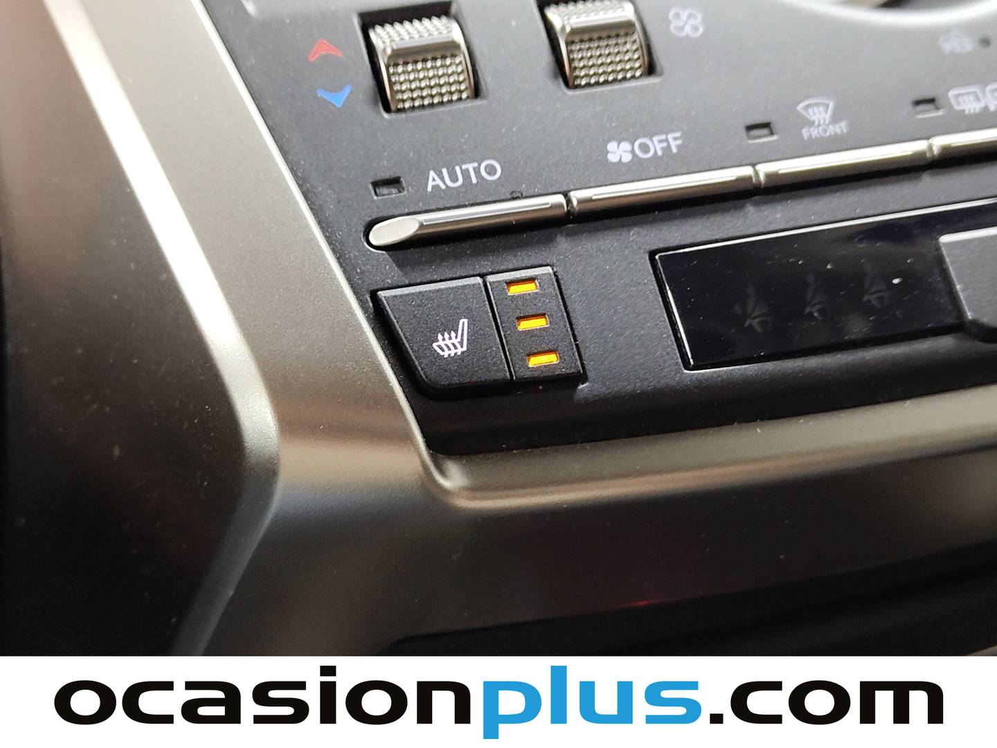 Equipamiento del Lexus NX Lexus NX 300h Executive Navigation 4WD (197 CV)