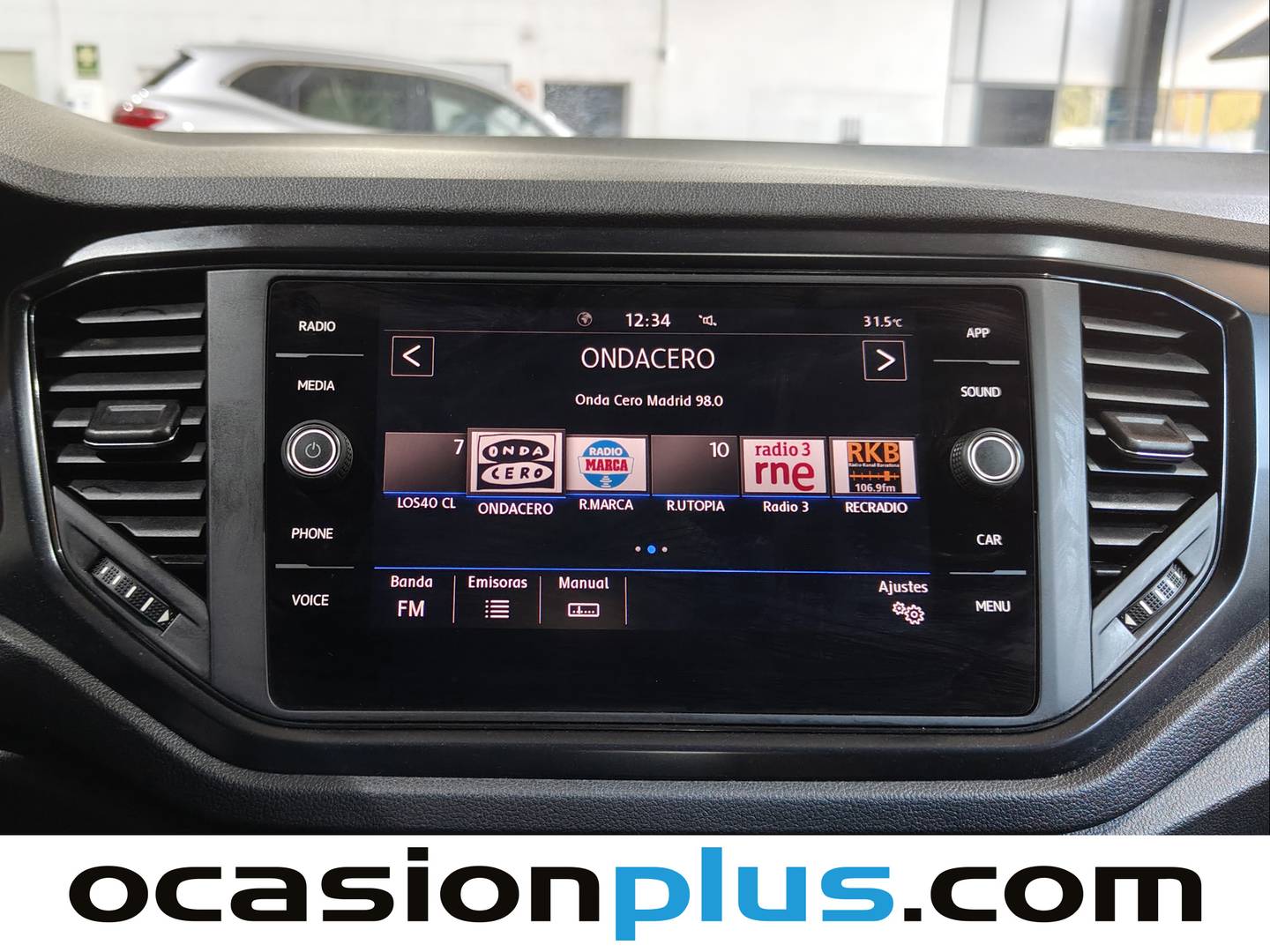 Foto Volkswagen T-Roc Volkswagen T-Roc Edition 1.6 TDI (115 CV)