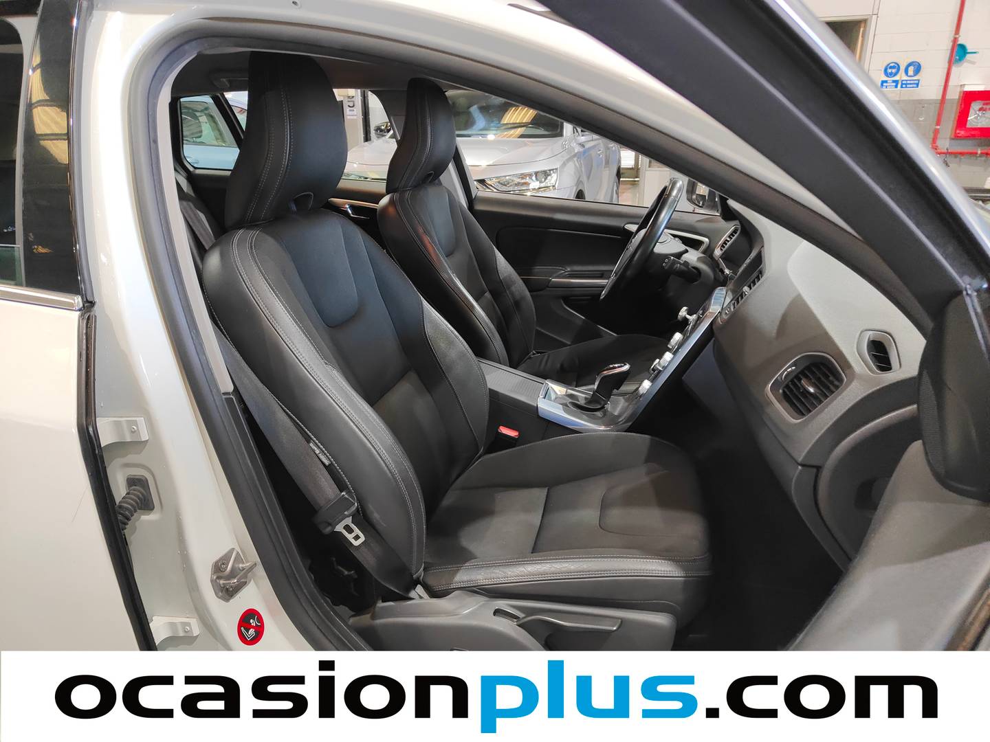 Foto Volvo V60 Volvo V60 D3 Momentum Auto (150 CV)