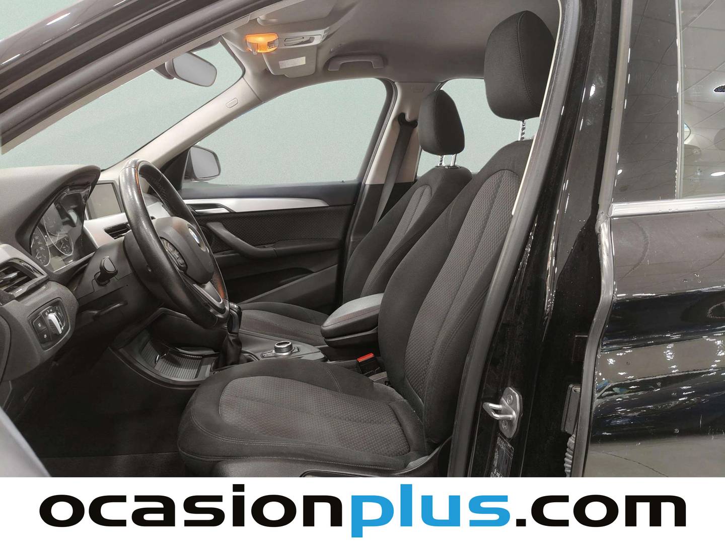 Foto asientos delanteros BMW X1 BMW X1 sDrive18d (150 CV)