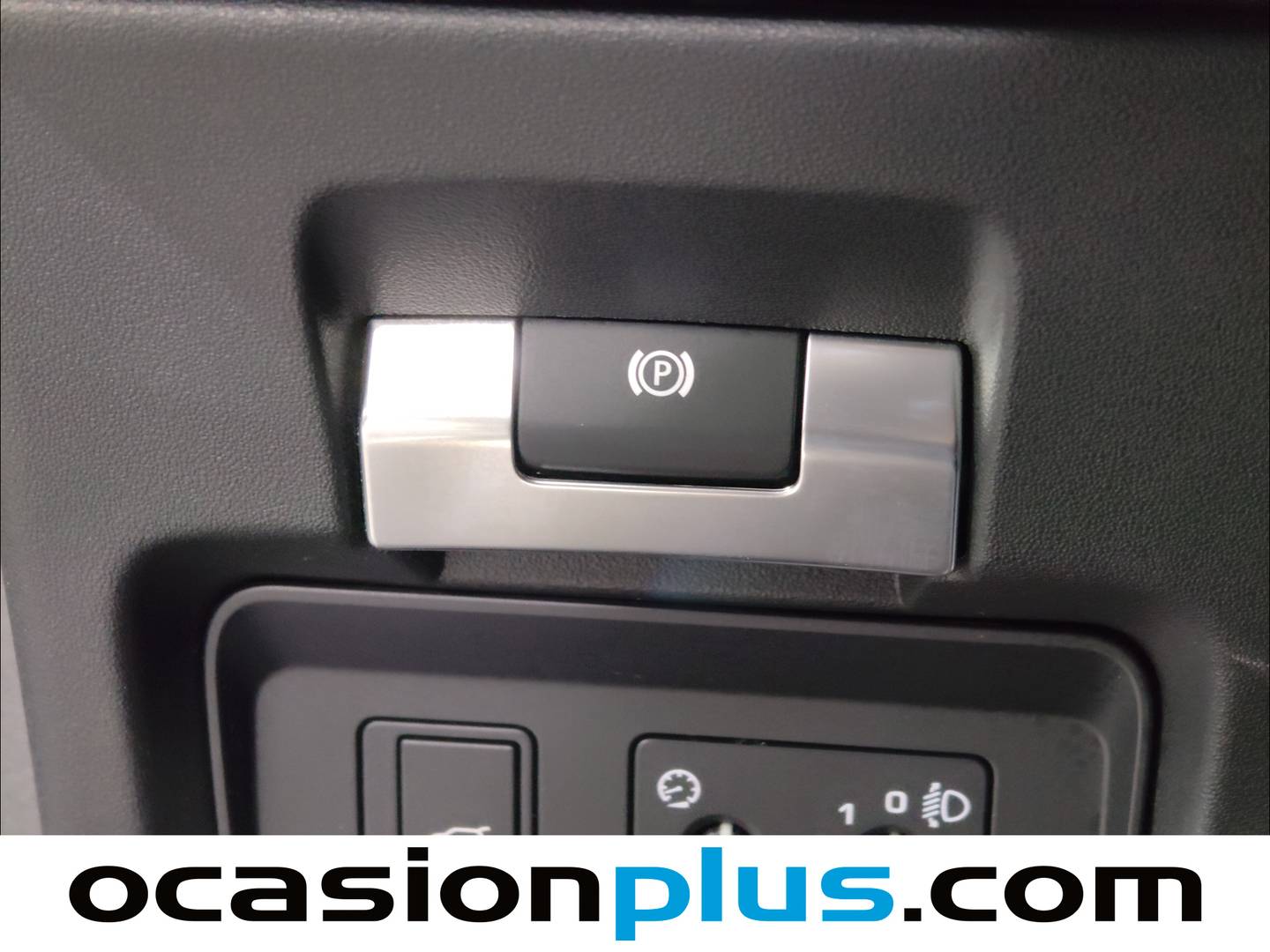 Foto Land Rover Discovery Sport Land Rover Discovery Sport 2.0D TD4 MHEV R-Dynamic S AWD Auto (163 CV)