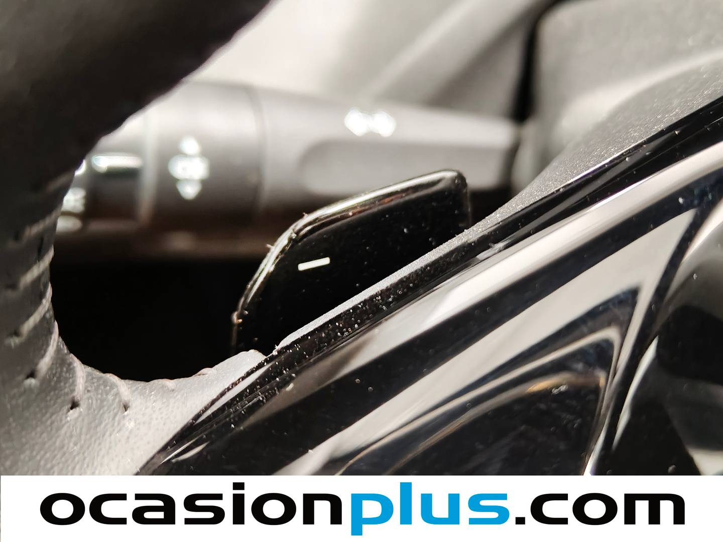 Peugeot 408 Peugeot 408 Allure Hybrid eDCS6 (136 CV) seminuevo