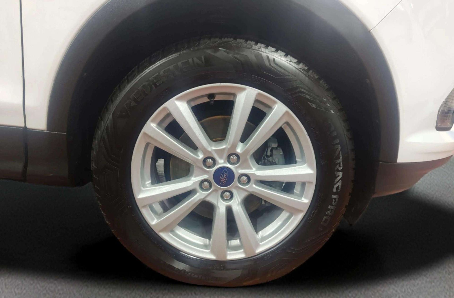 Ford Kuga 1.5 EcoBoost Trend+ 4x2 - foto 38
