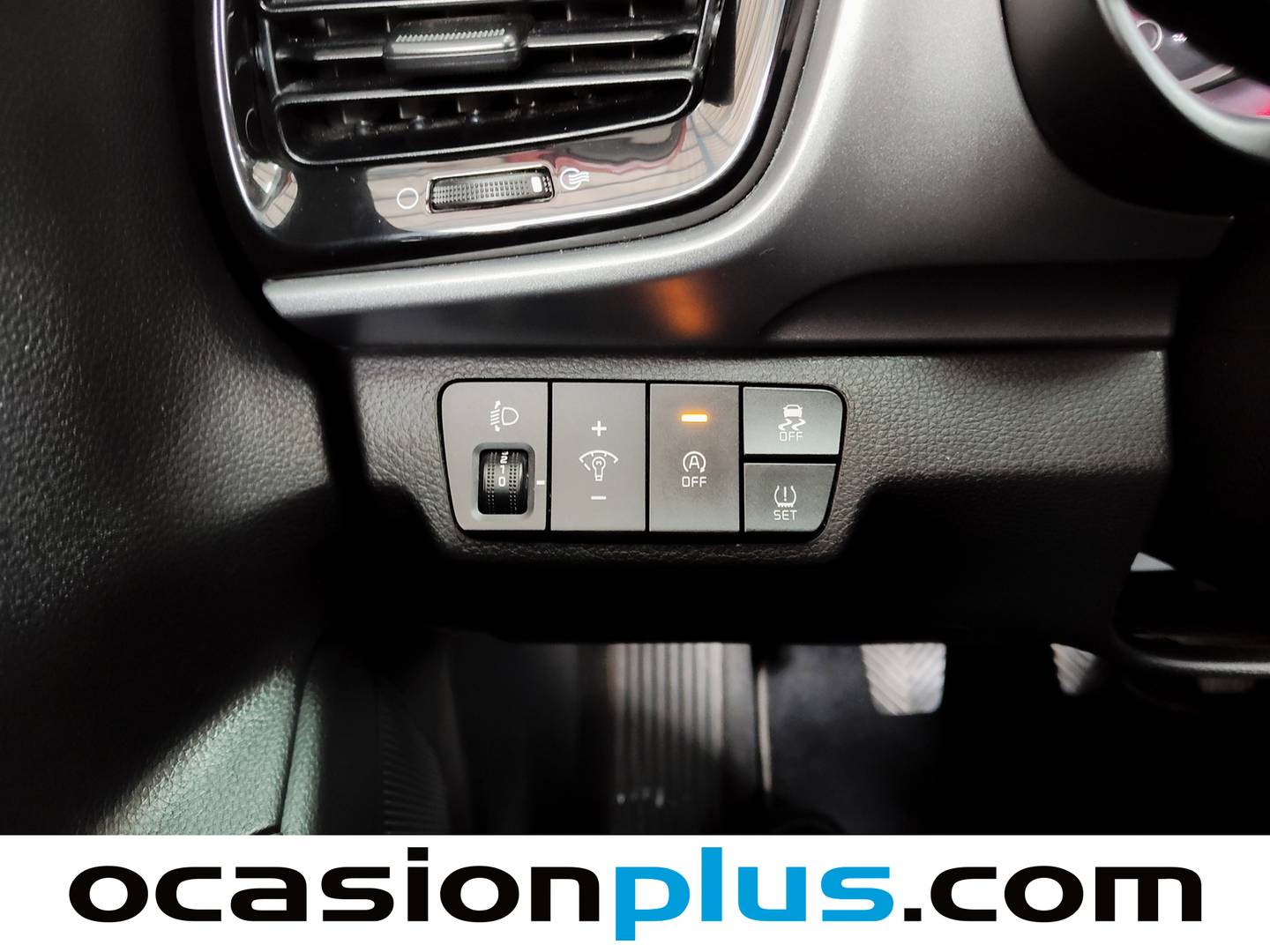 KIA Stonic KIA Stonic 1.0 T-GDi MHEV Drive iMT (100 CV) seminuevo