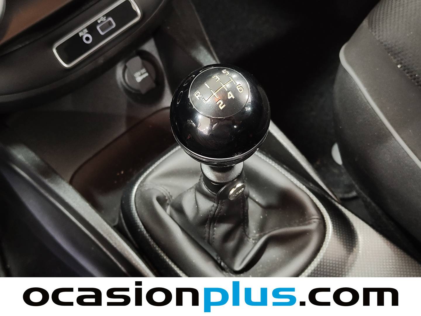 Foto Fiat 500X Fiat 500X 1.6 MultiJet Pop Star 4x2 (120 CV)