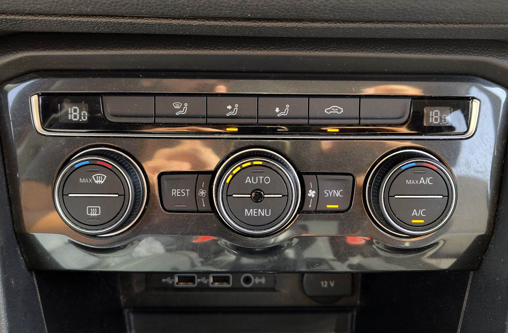 Volkswagen Tiguan Edition 1.4 TSI - foto 28