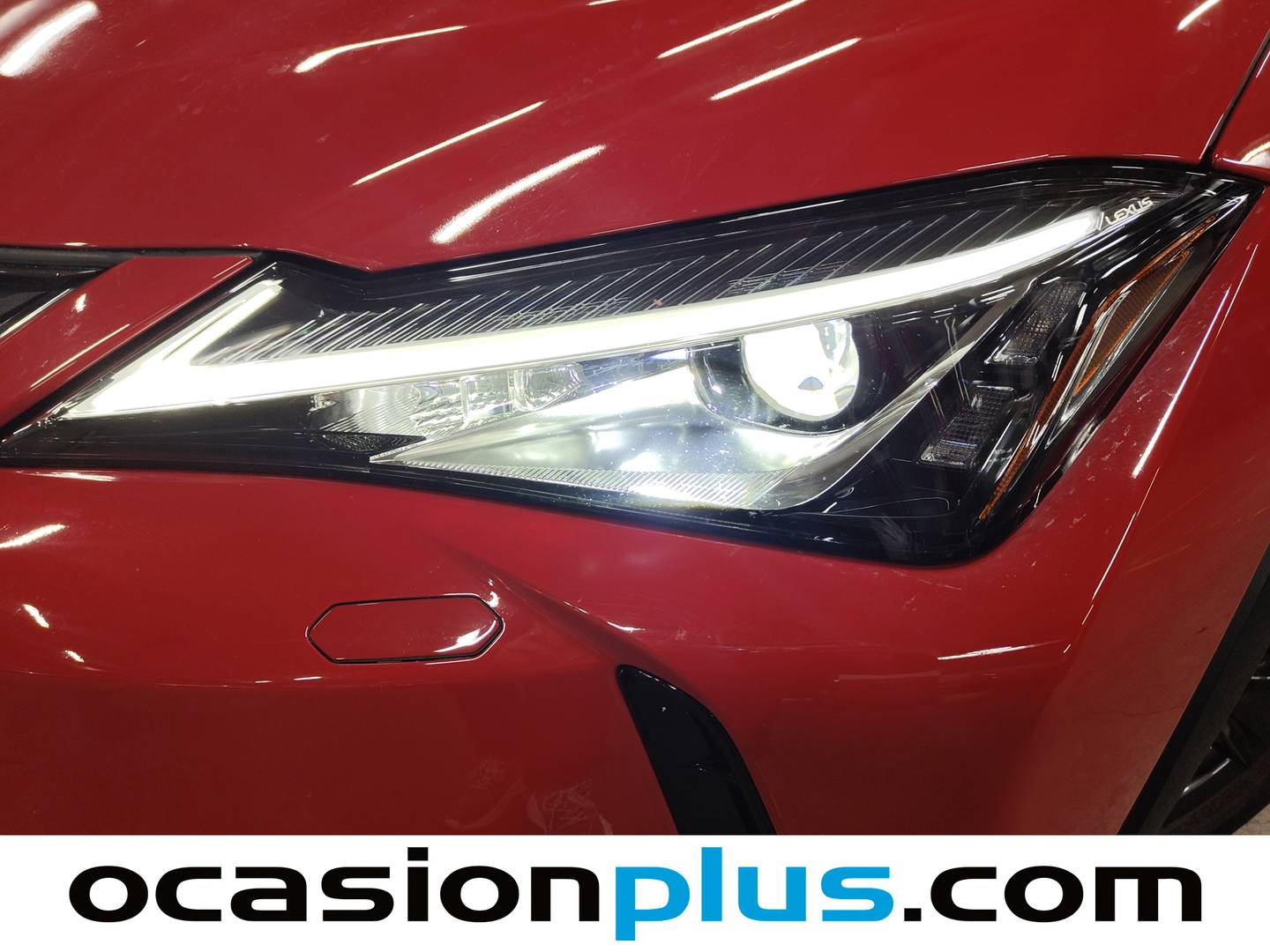 Foto Lexus UX Lexus UX 250h Business 2WD (184 CV)