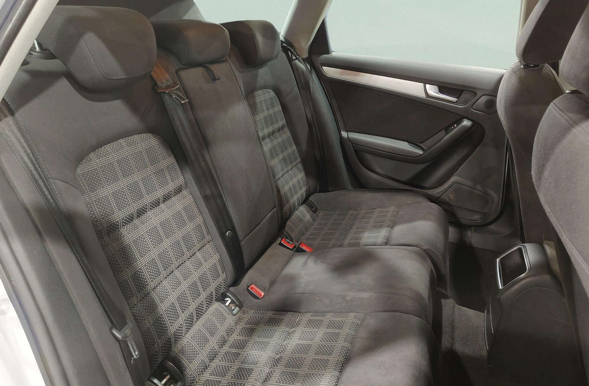 Audi A4 Avant S line 2.0 TDI clean diesel multitronic - foto 13