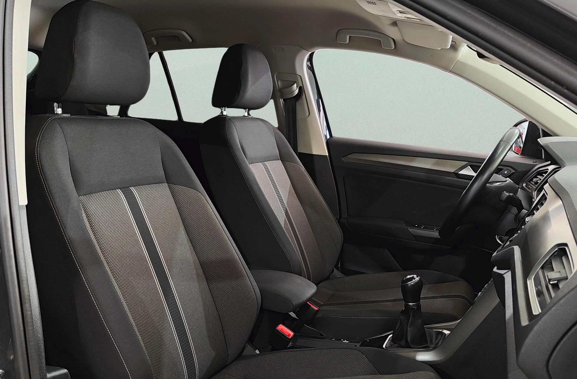Volkswagen T-Roc Advance 1.0 TSI - foto 18