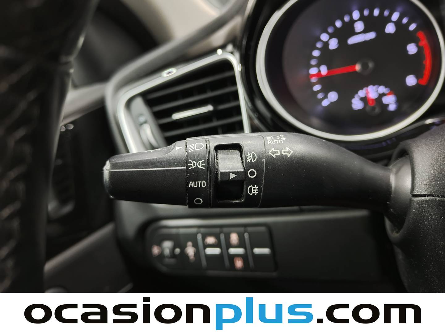 Foto KIA Ceed Kia Ceed 1.6 MHEV iMT Tech (136 CV)