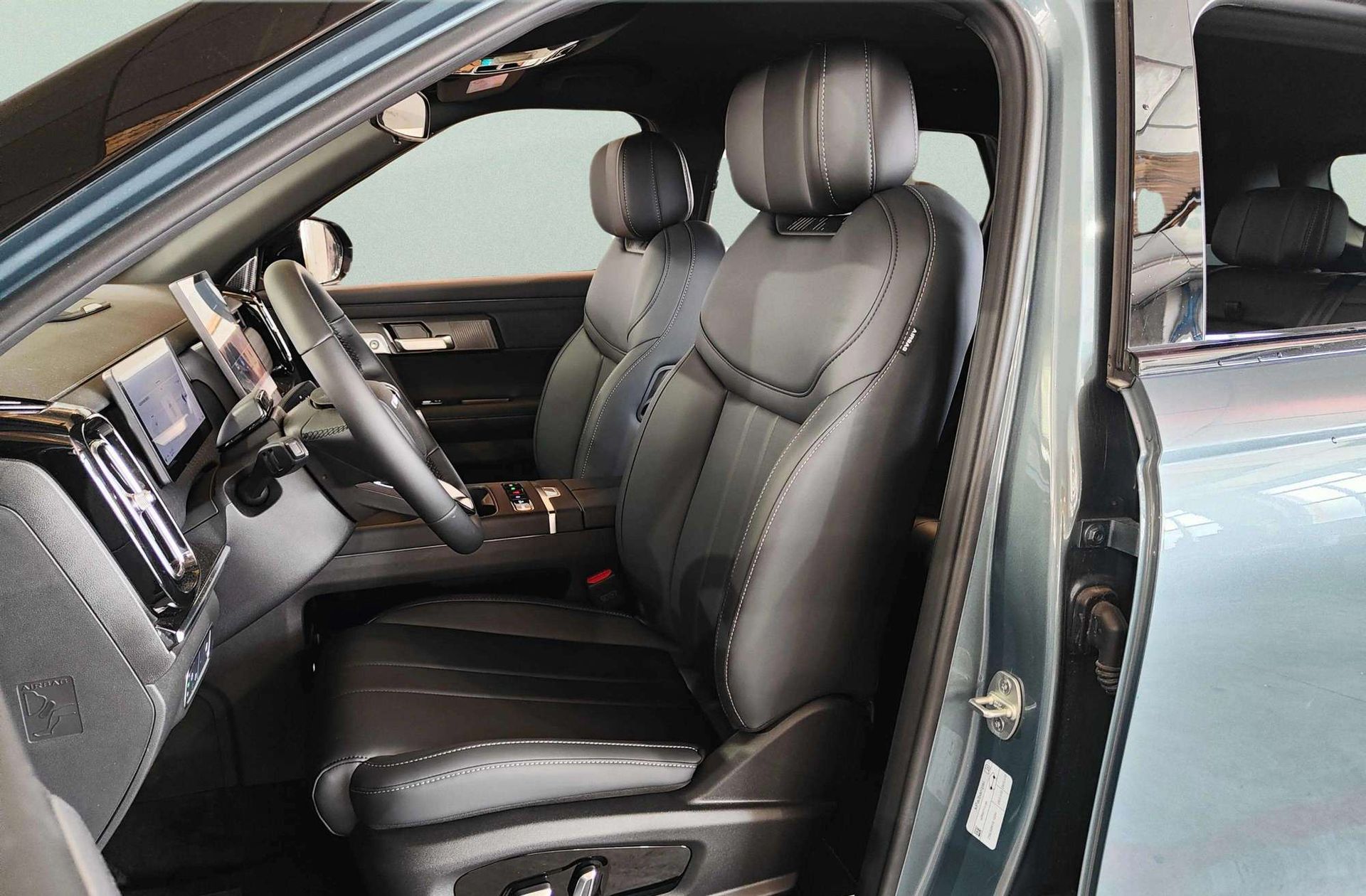 Jaecoo 7 1.5 T-GDi PHEV +1DHT Select FWD - foto 12