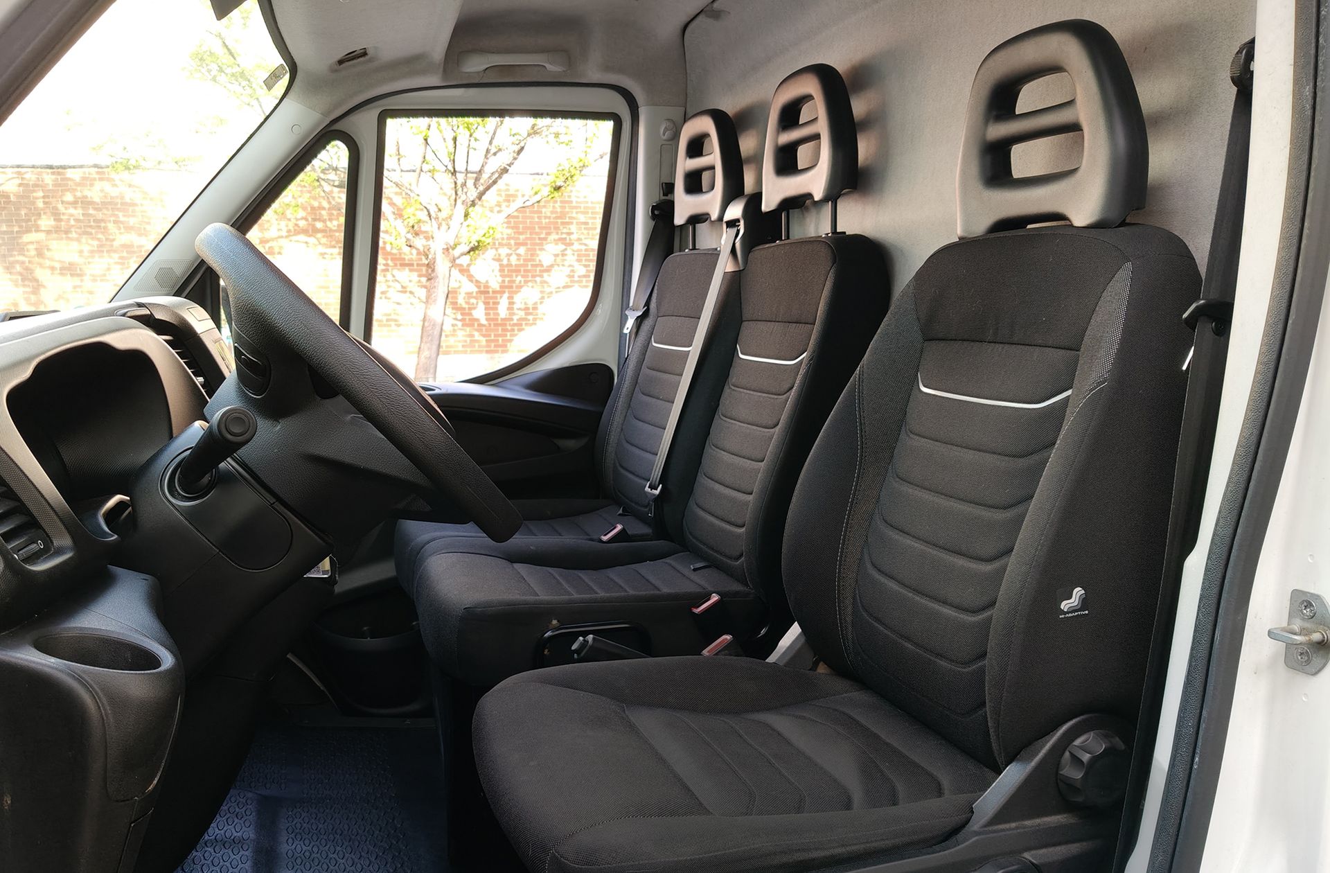Iveco Daily Furgon 35S 16 V 3520L/H2 - foto 8