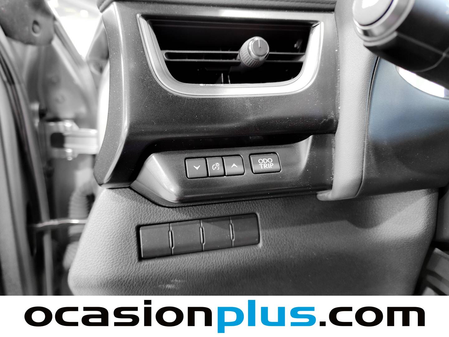 Foto Lexus UX Lexus UX 250h Business 2WD (184 CV)