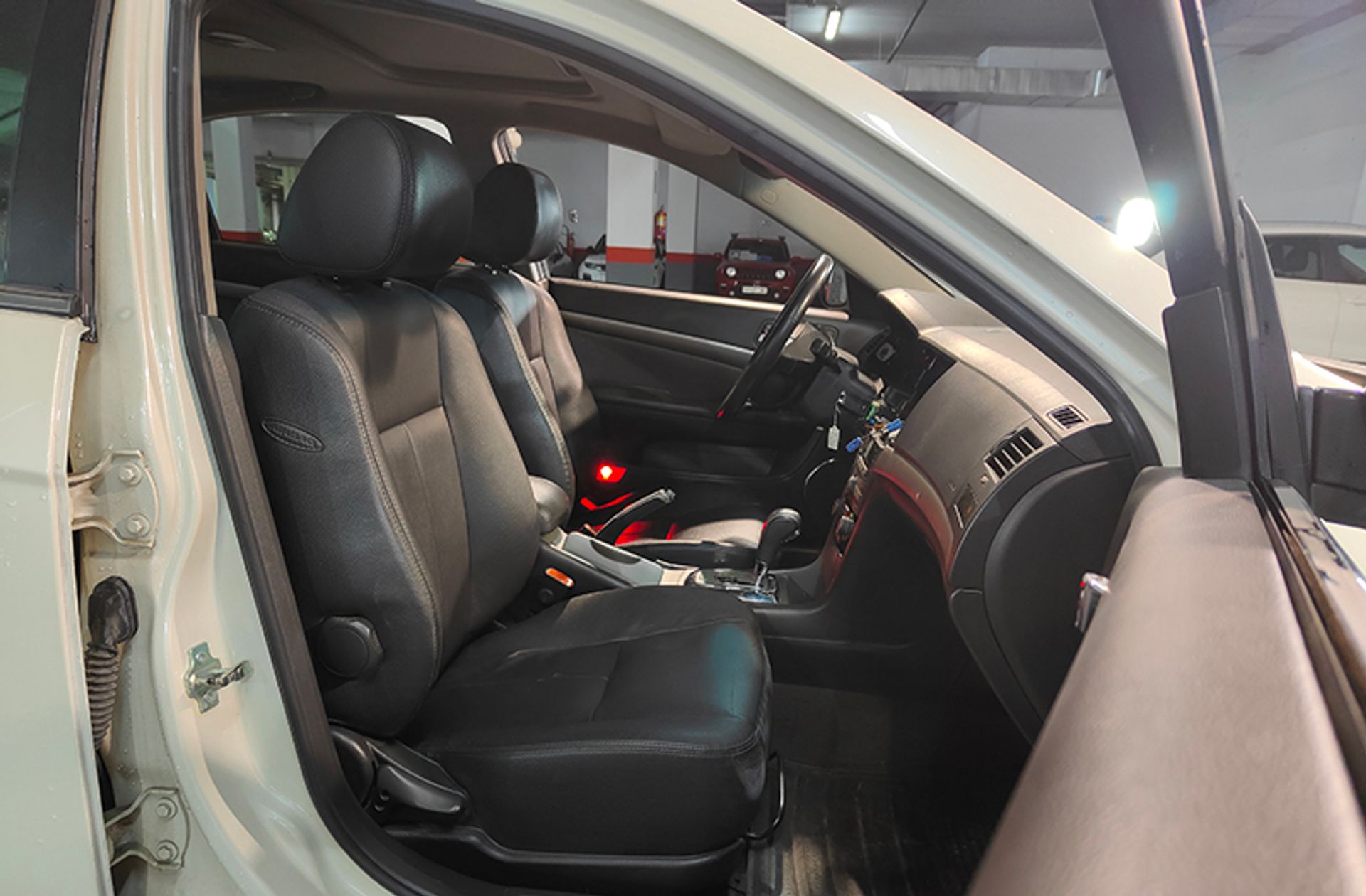 Chevrolet Epica 2.5 24v LTX - foto 24