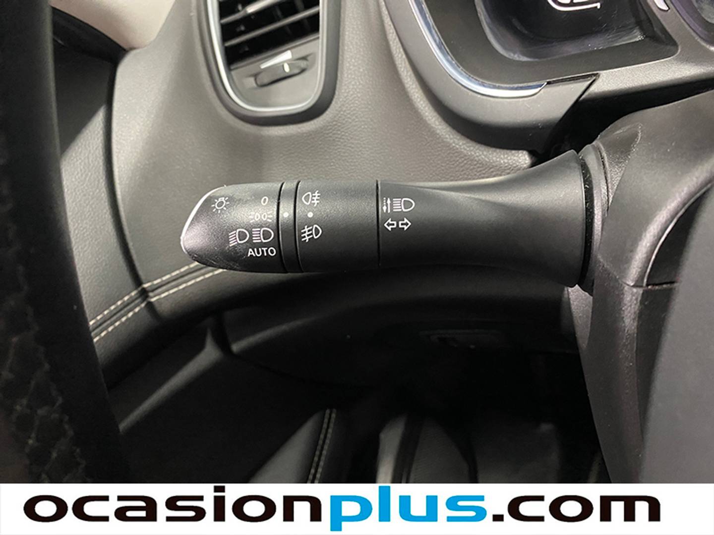 Foto Renault Scénic Renault Scenic Zen TCe (160 CV) GPF EDC