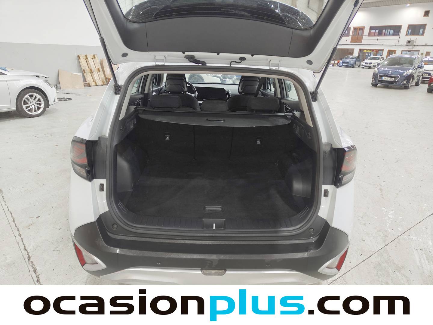 Foto KIA Sportage Kia Sportage 1.6 T-GDi MHEV Drive 4x2  (160 CV)