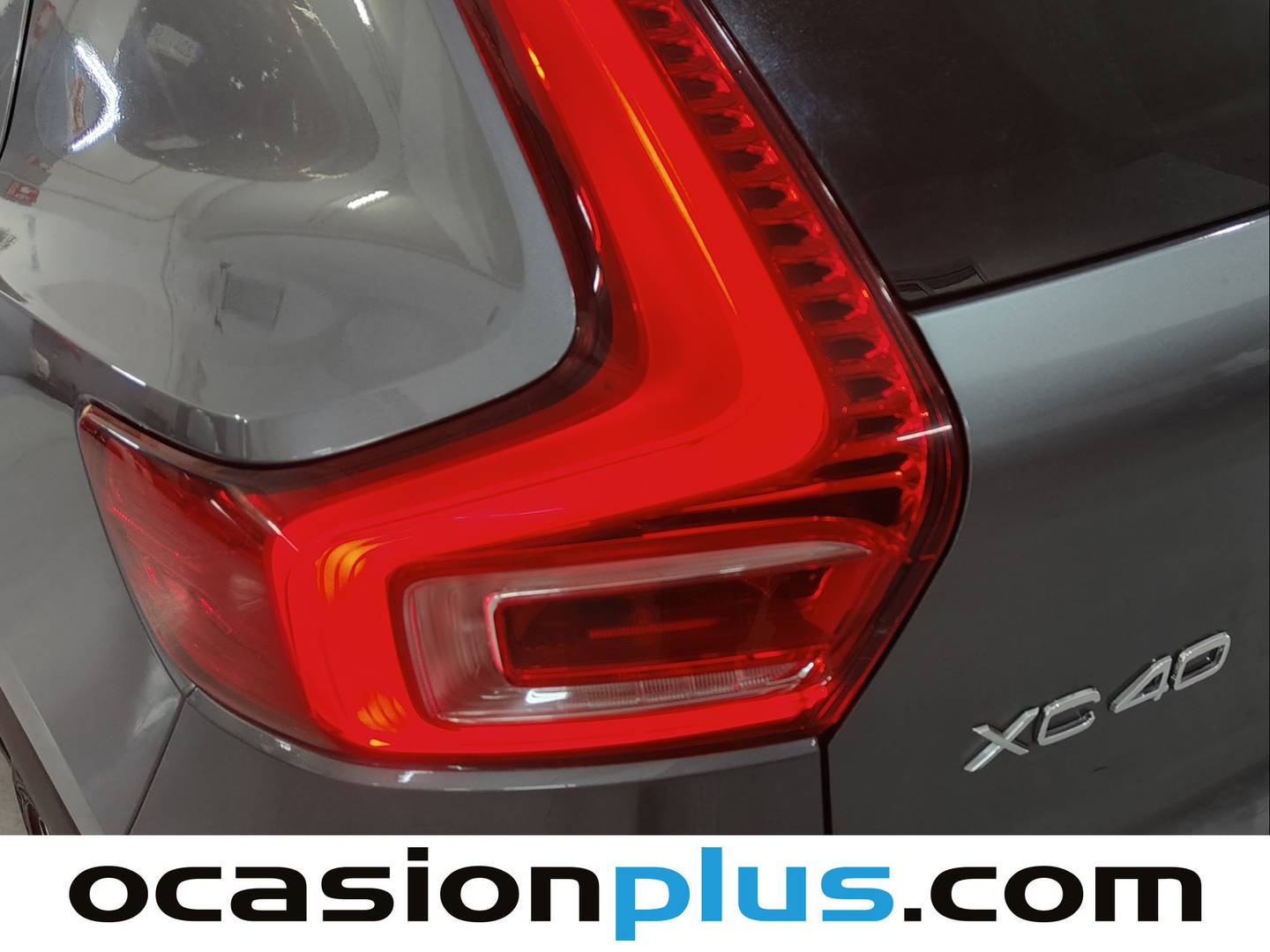 Foto Volvo XC40 Volvo XC40 D4 R-Design AWD Auto (190 CV)