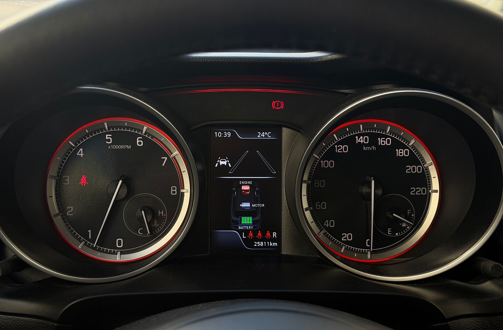 Suzuki Swift 1.2 GLE Mild Hybrid - foto 25