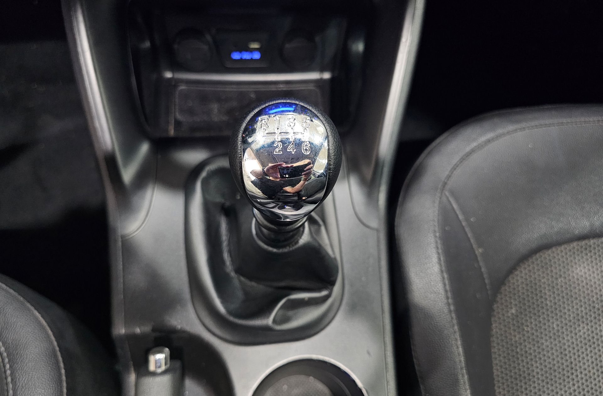 Hyundai ix35 1.7CRDI Tecno Sky 4x2 - foto 5