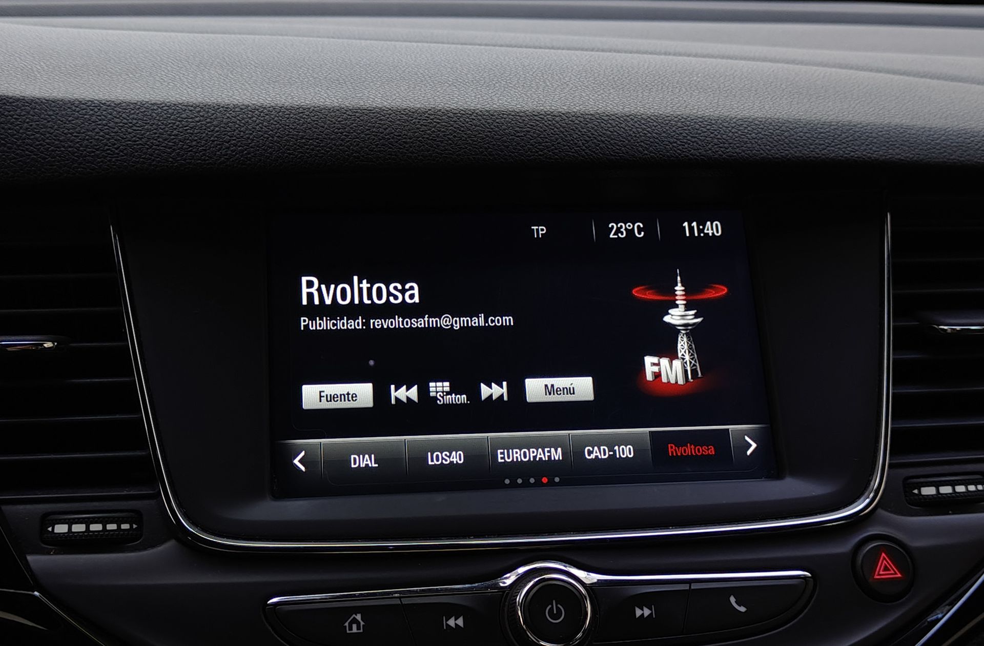Opel Astra 1.6 CDTi Dynamic - foto 33