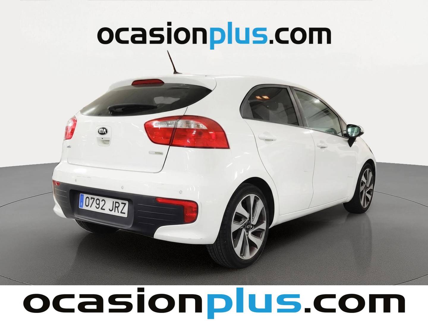 Foto trasera KIA Rio KIA Rio 1.2 CVVT UEFA Euro2016 Eco-Dynamics (84 CV) derecha