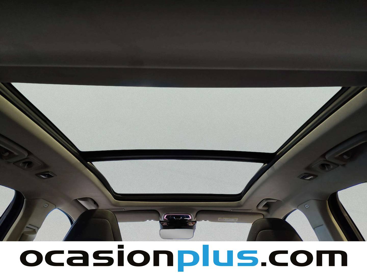 Extras y acabados del Lynk & Co 01 Lynk & Co 01 1.5 PHEV (261 CV)
