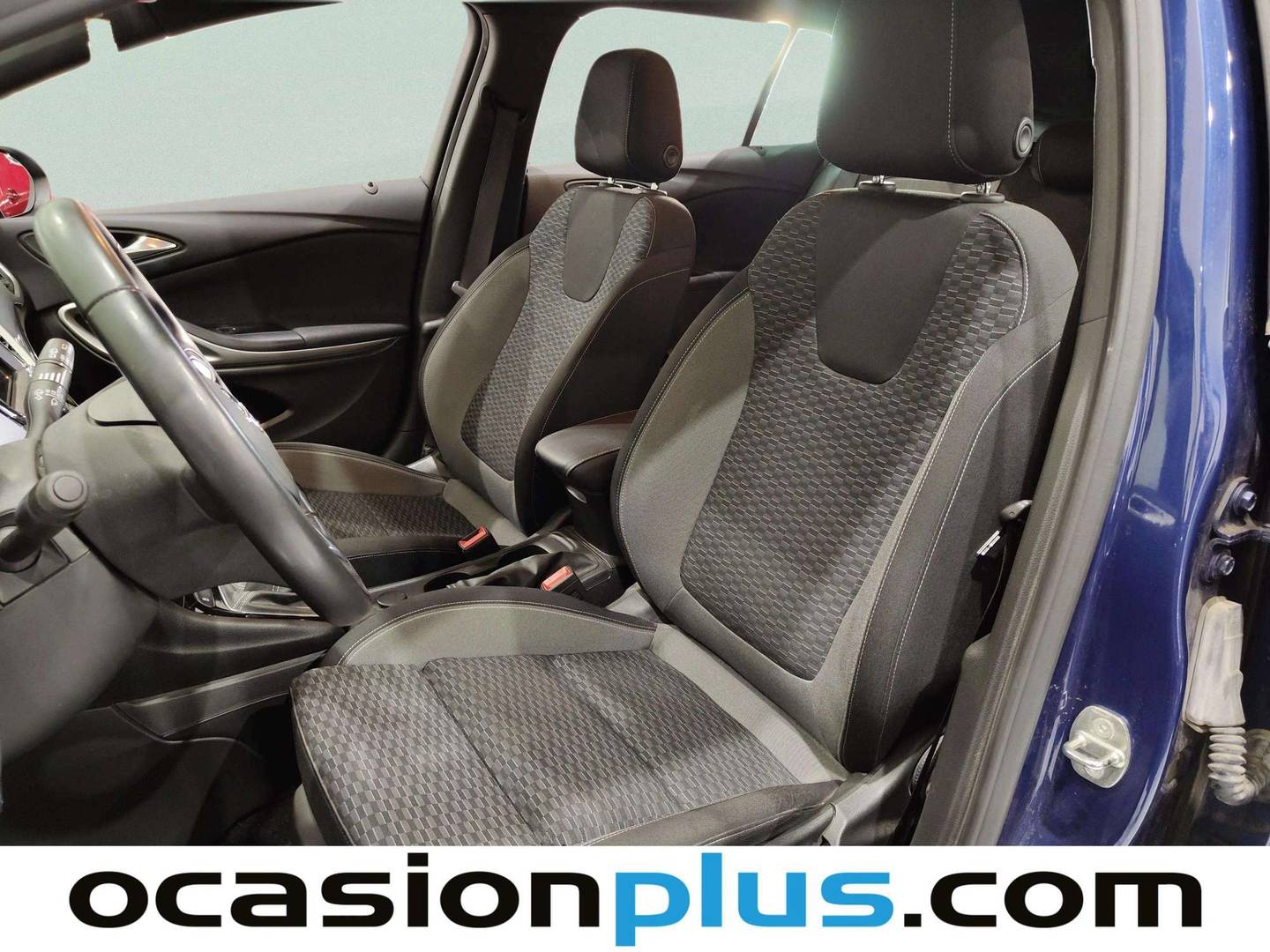 Foto asientos delanteros Opel Astra Opel Astra Sports Tourer 1.2 Turbo SHL GS Line (110 CV)