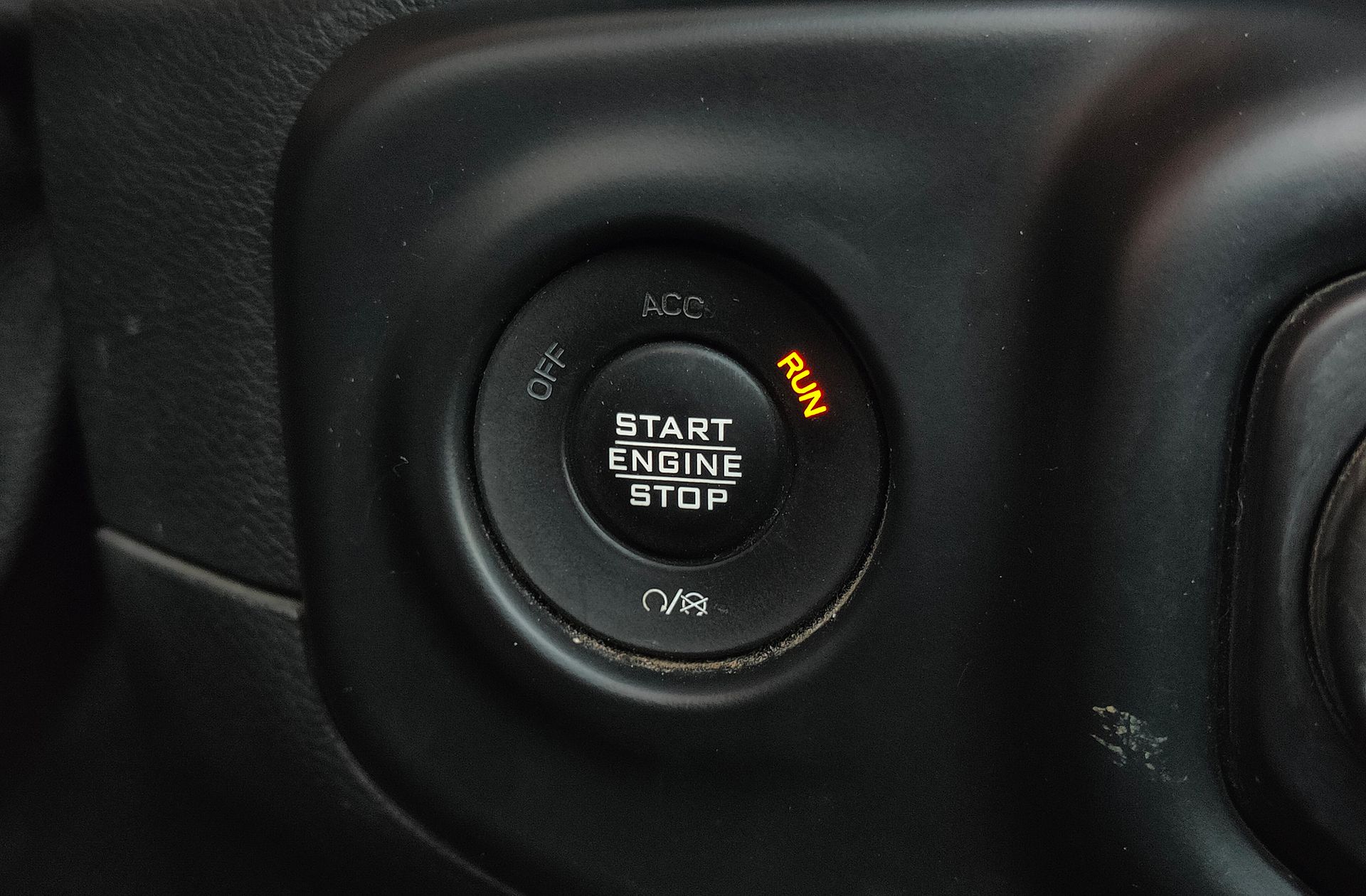 Jeep Wrangler 2.0 Rubicon 8ATX - foto 33