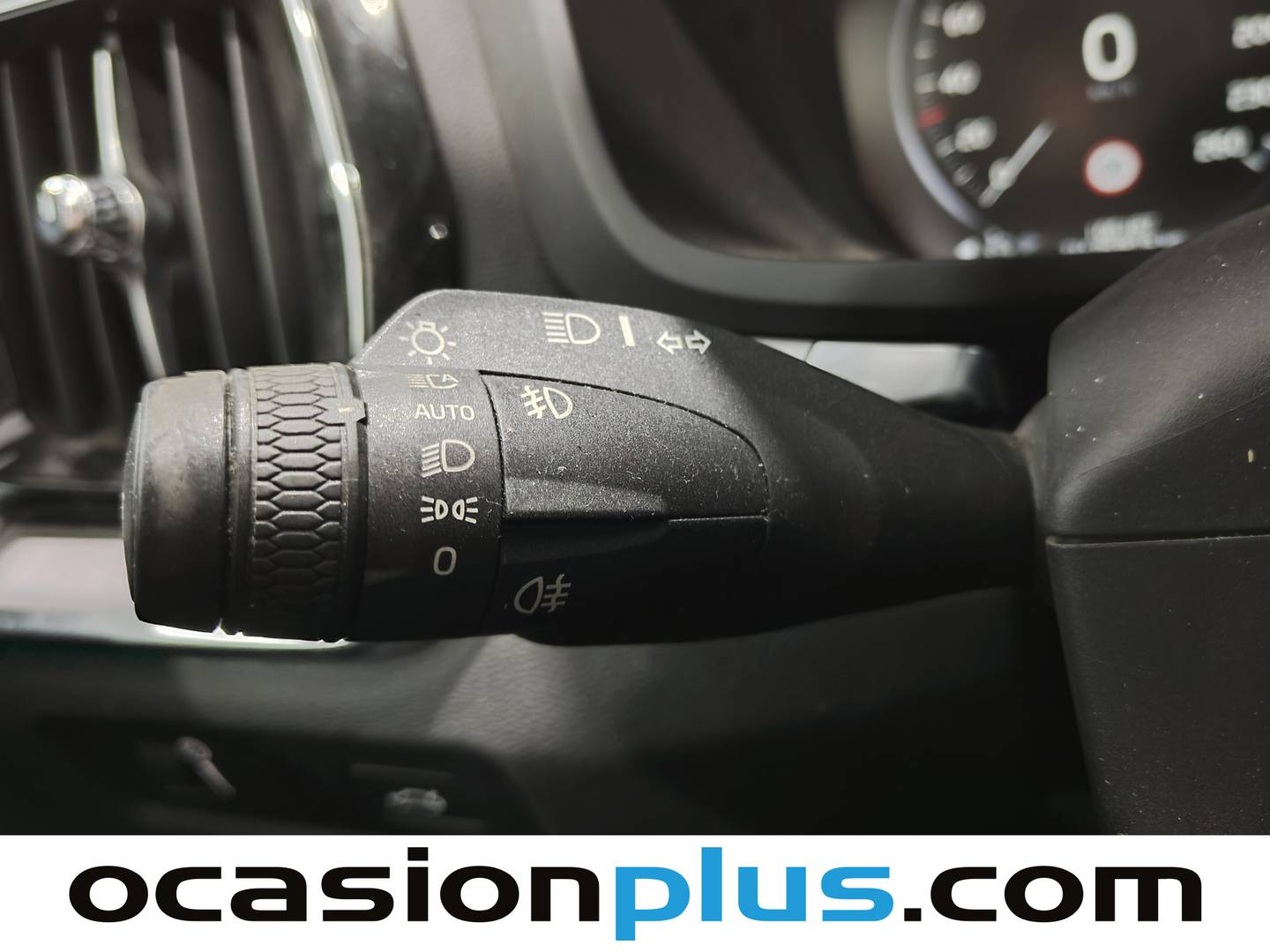 Foto Volvo V60 Volvo V60 D4 Momentum (190 CV)