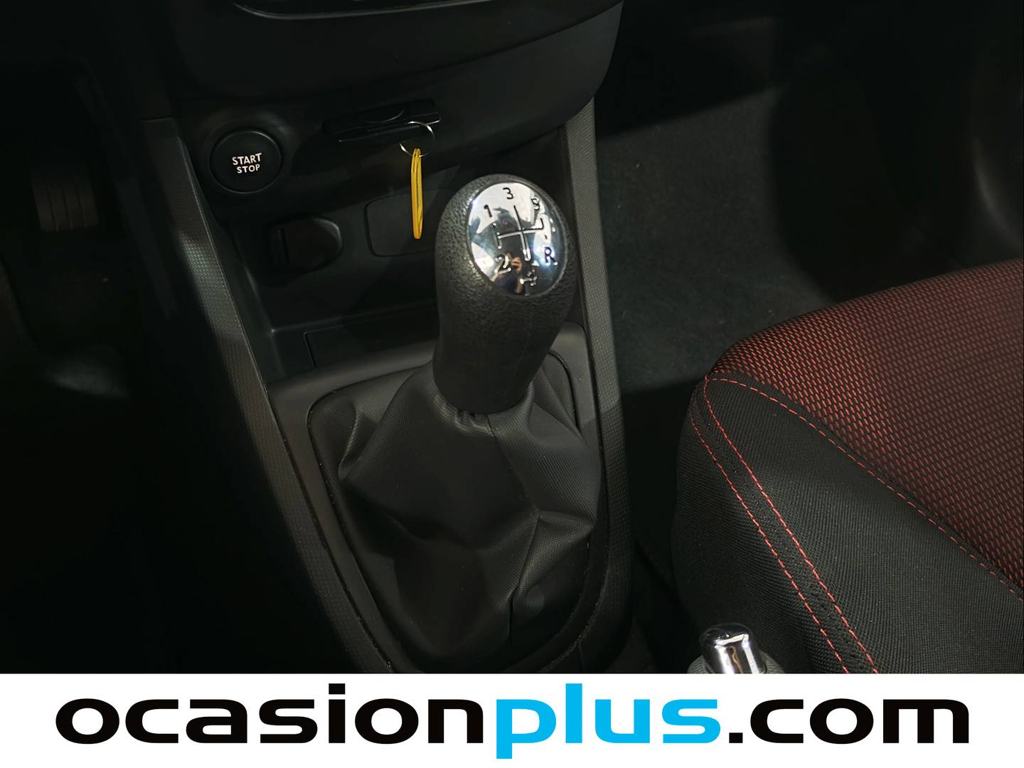 Renault Clio Renault Clio 1.2 16v Authentique (75 CV) de segunda mano