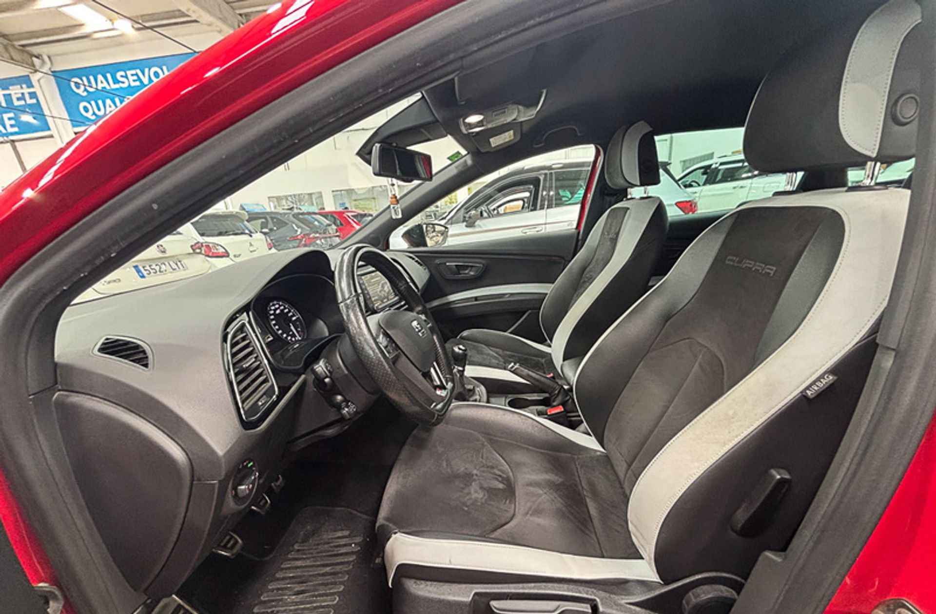 SEAT León 2.0 TSI Cupra DSG - foto 12
