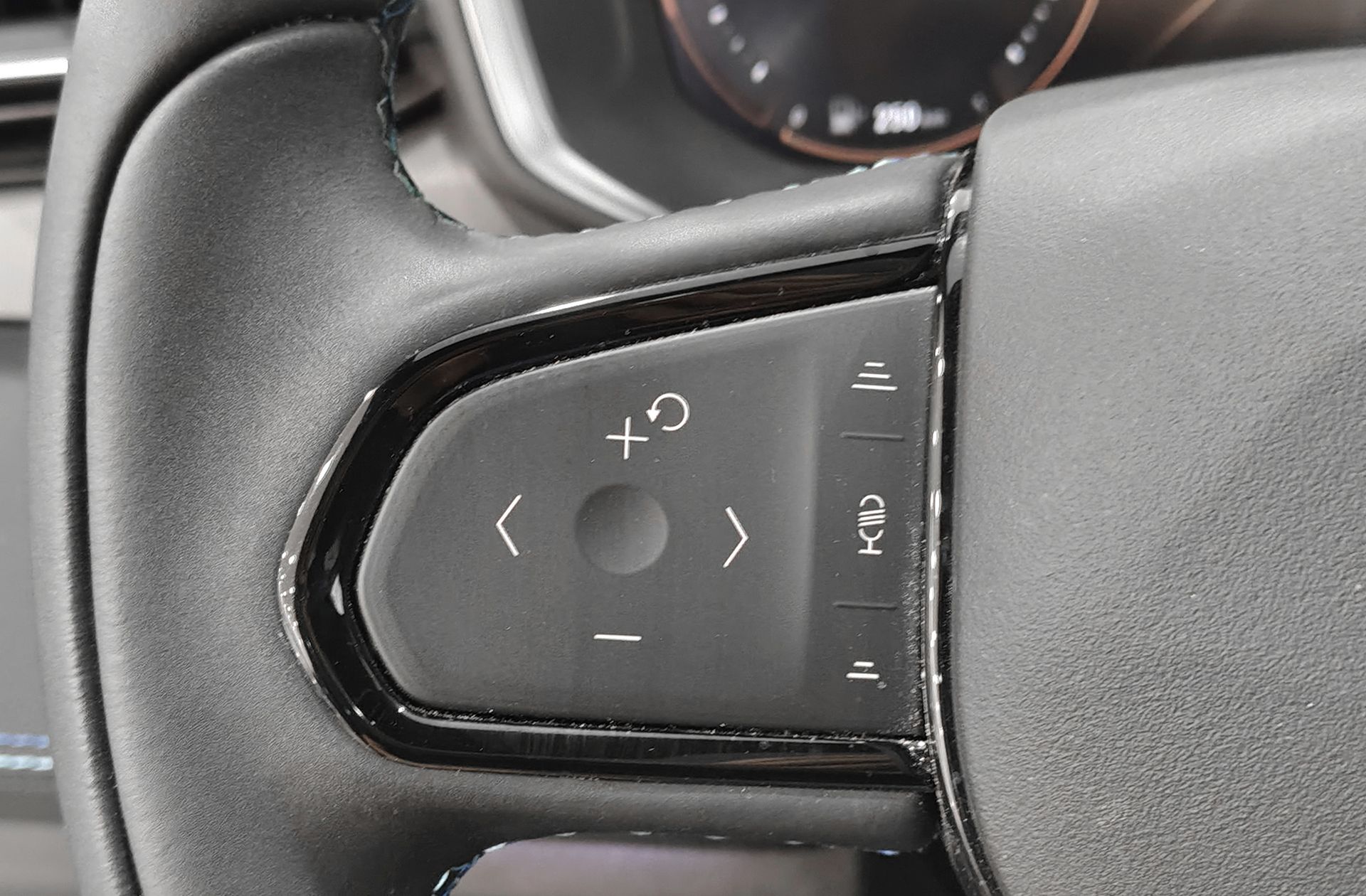 Lynk & Co 01 1.5 PHEV - foto 30