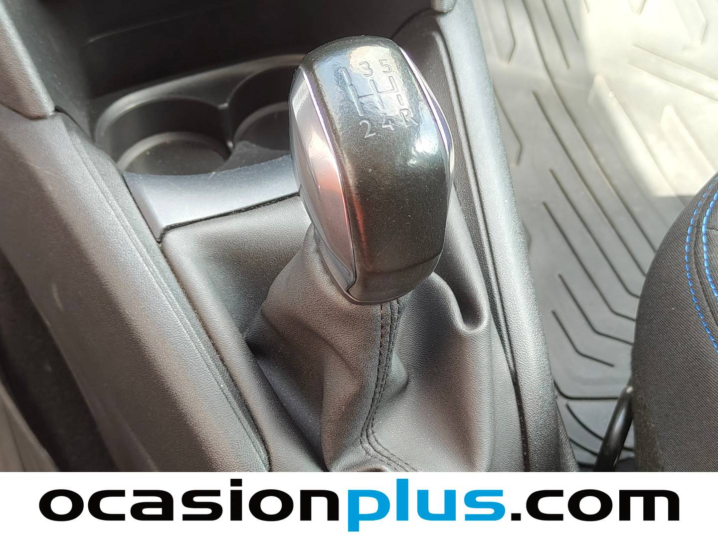 Peugeot 208 Peugeot 208 PureTech Signature (82 CV) de segunda mano
