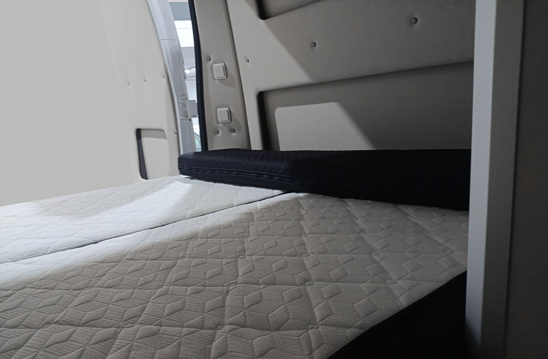 Fiat Ducato Furgón Maxi 35 L4 H3 2.3 1FA - foto 7