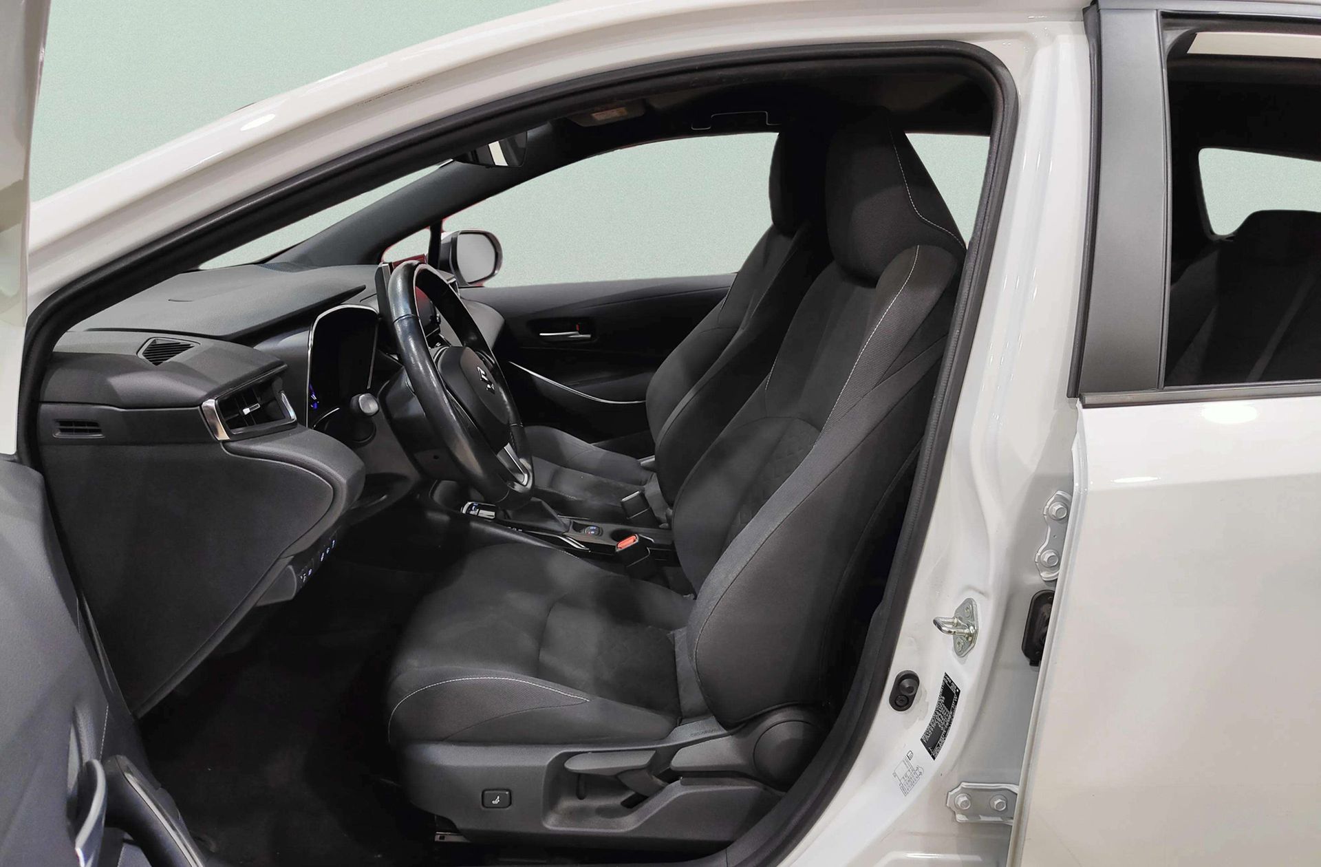 Suzuki Swace 1.8 Hybrid GLE - foto 11