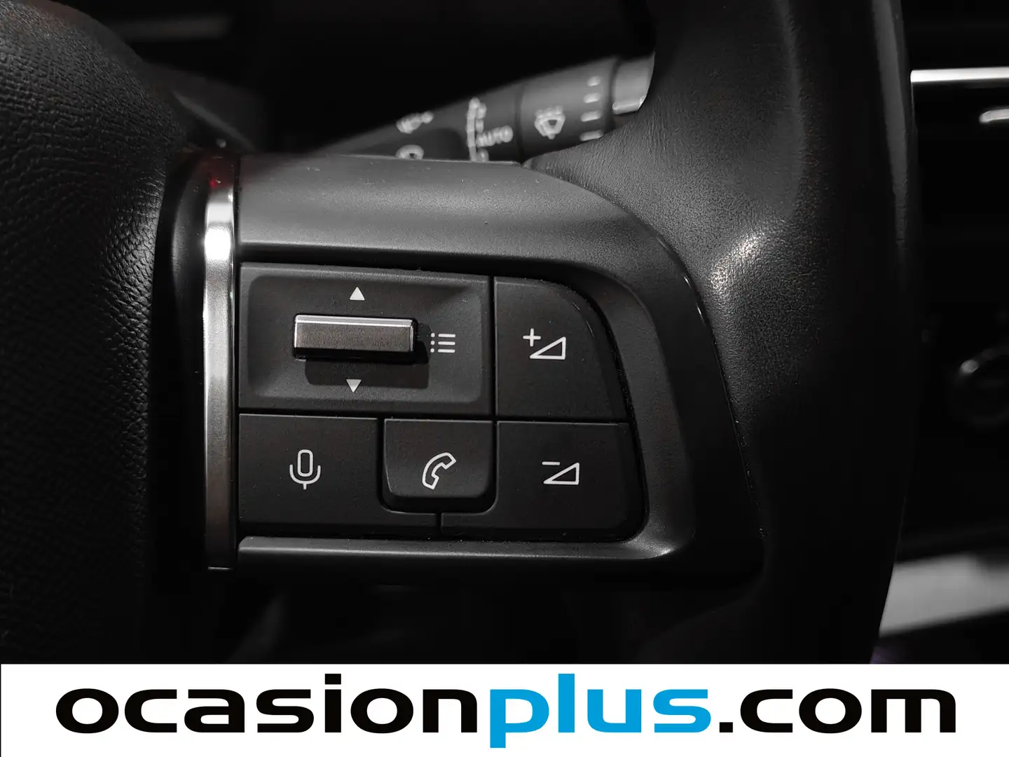 Foto Citroën ë-C4 Citroen ë-C4 eléctrico 50kWh Shine (136 CV)