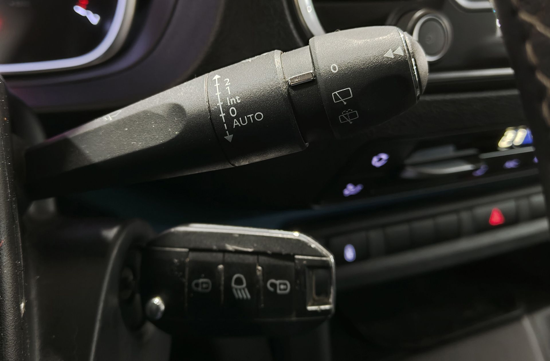 Peugeot Traveller BlueHDi 145 Active Standard 8 plazas - foto 27