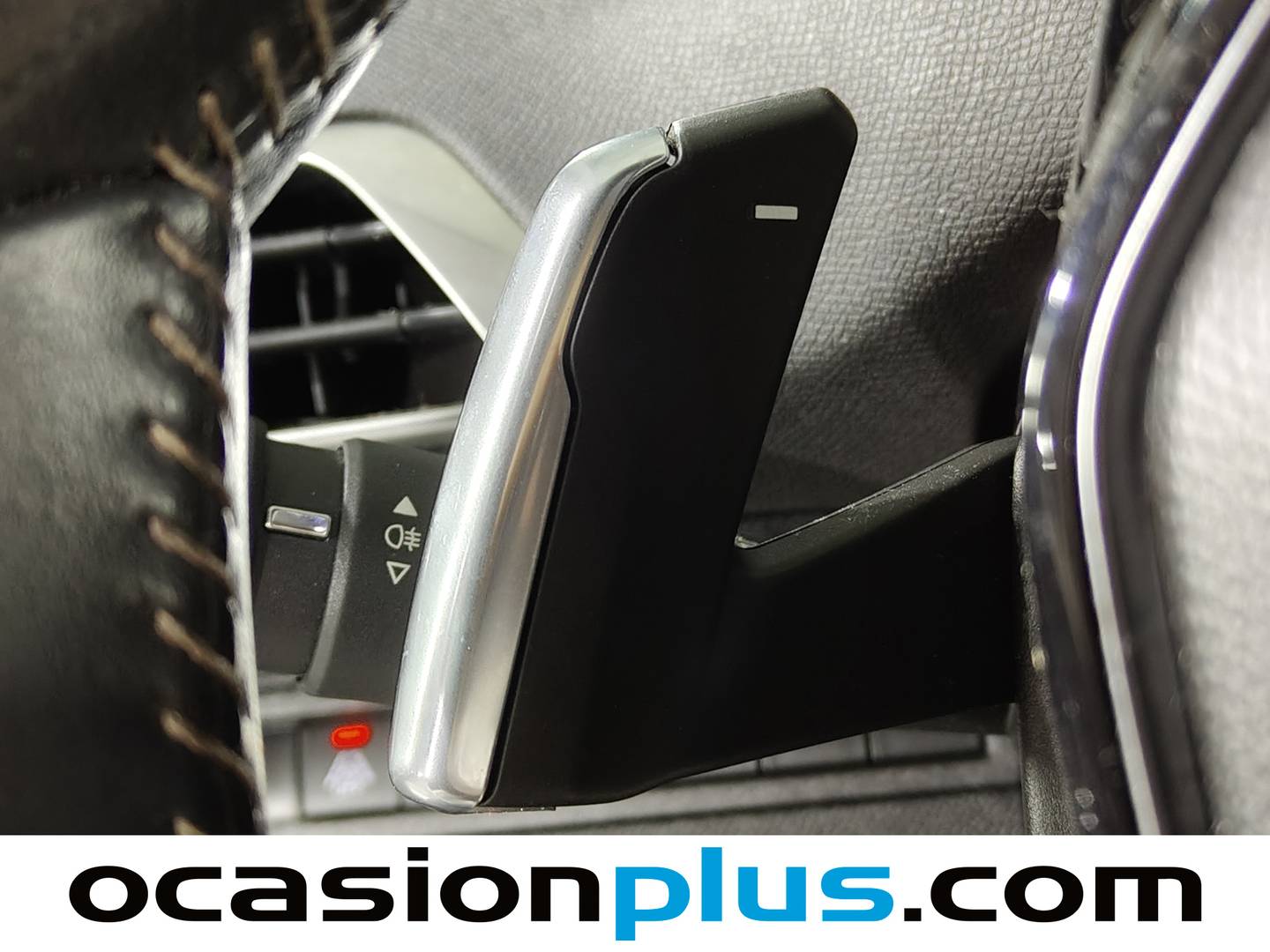 Foto Peugeot 3008 Hybrid Peugeot 3008 Hybrid 225 Allure e-EAT8 (225 CV)