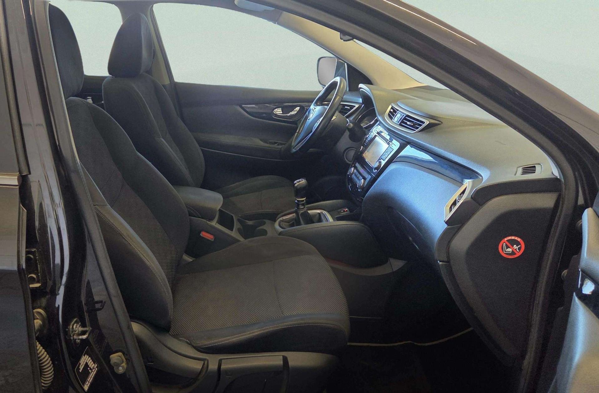 Nissan Qashqai 1.5 dCi N-Connecta 4x2 - foto 17