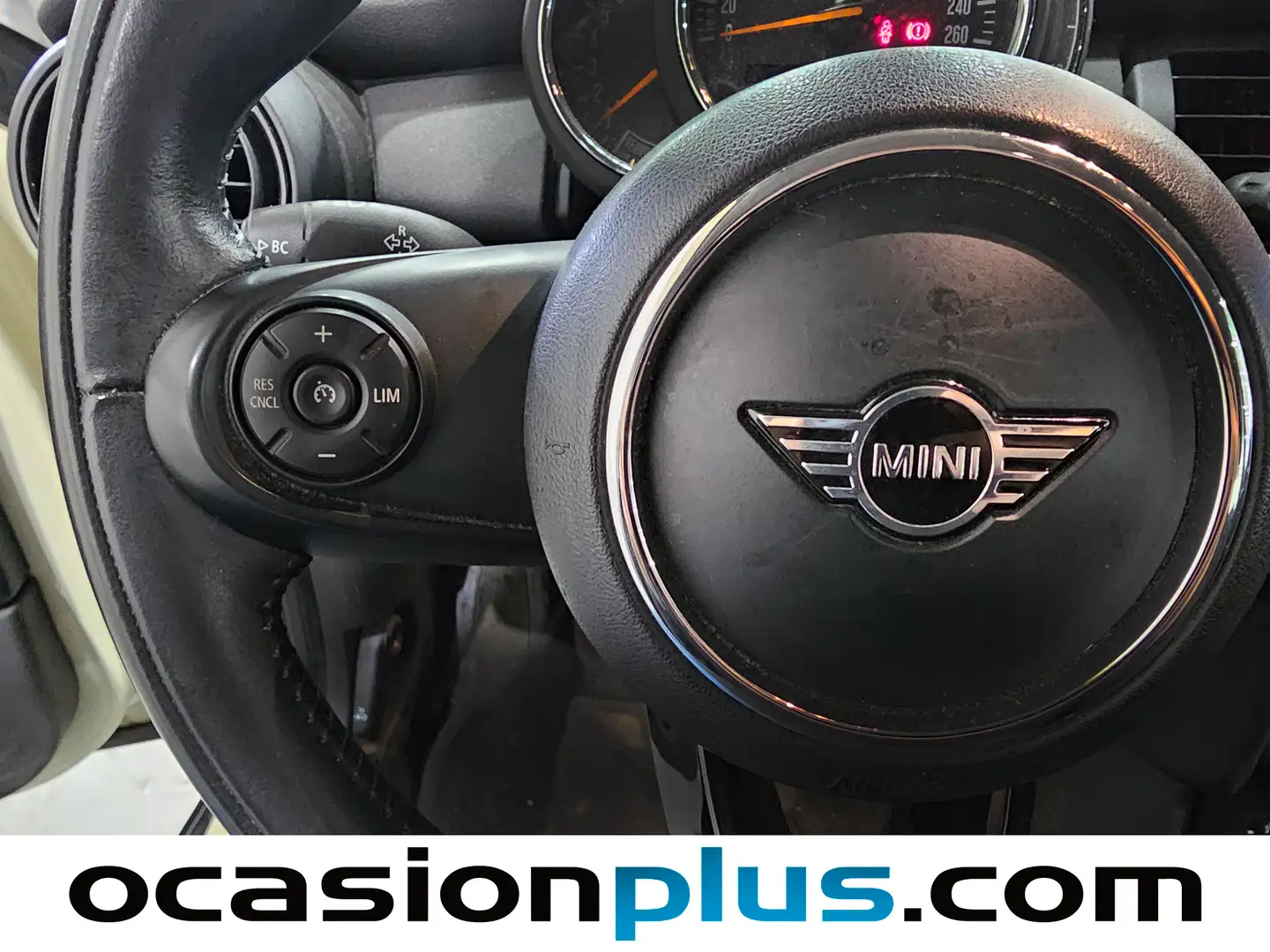 Foto Mini MINI MINI MINI 5 Puertas One (102 CV)