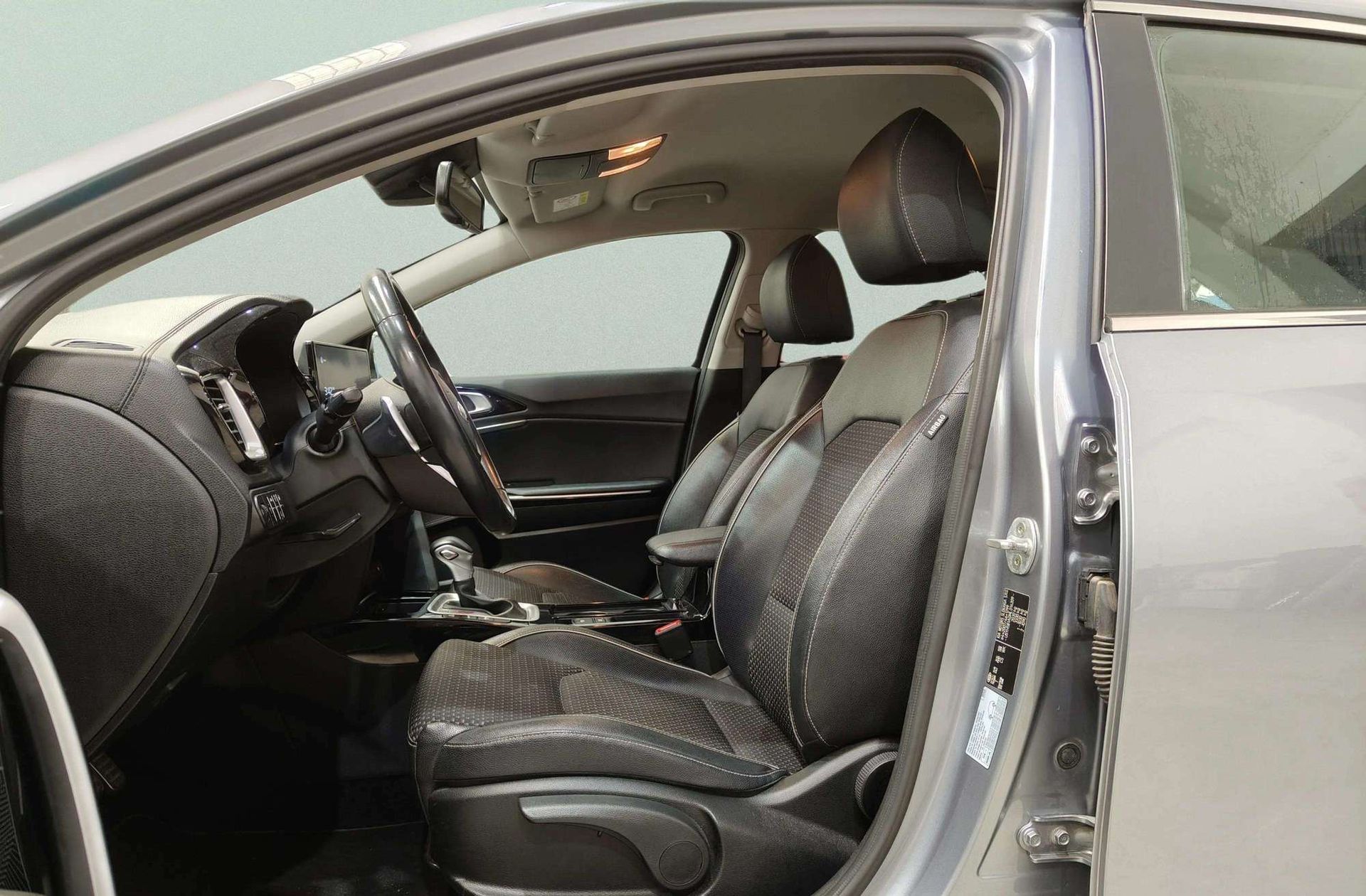 Kia Ceed 1.6 GDi PHEV E-Tech - foto 13